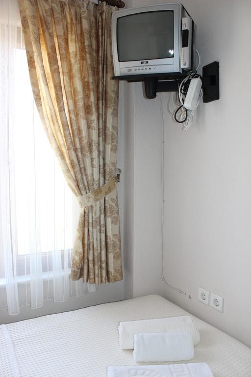 Uysal Pansiyon ボズカーダ 部屋 写真